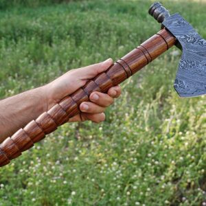 King Viking Ragnar Axe – Tomahawk & Camping Axe | Damascus Steel Blade | Leather Cover | Valentine’s Day & Birthday Gift