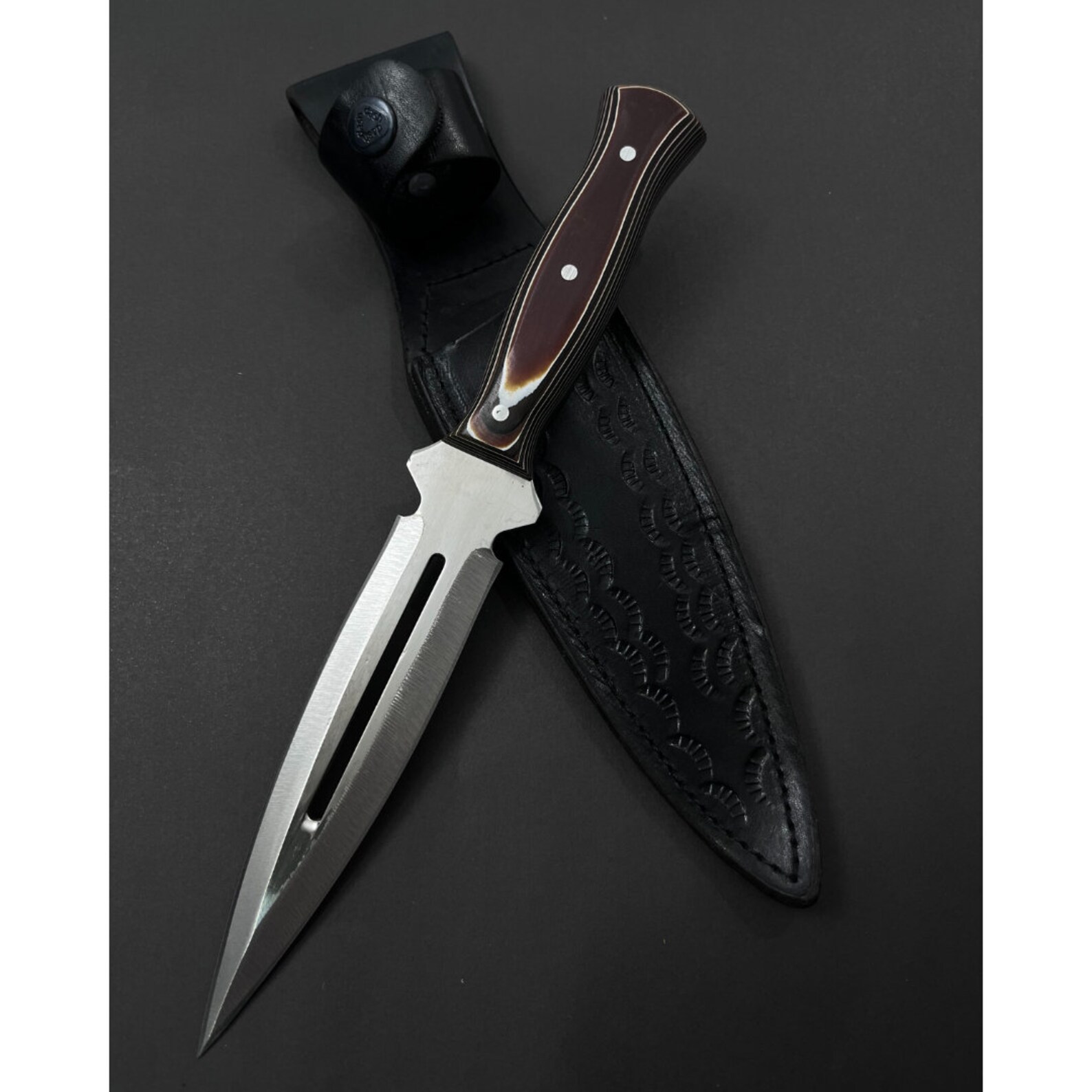 Custom Engraved Double Edged Dagger Knife, Fairbairn Sykes Style with Leather Sheath