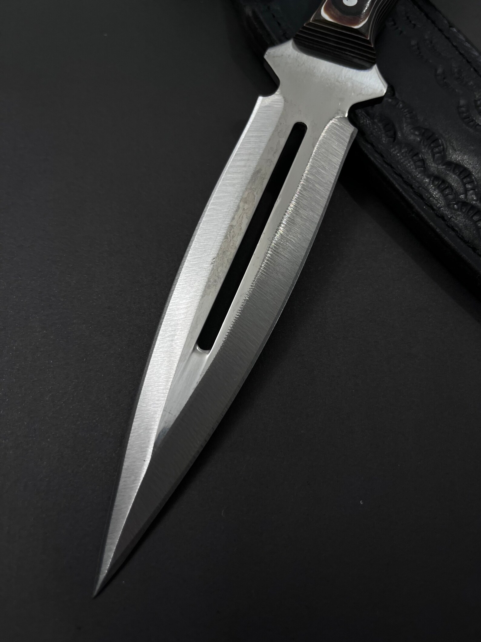 Custom Engraved Double Edged Dagger Knife, Fairbairn Sykes Style with Leather Sheath - Image 3