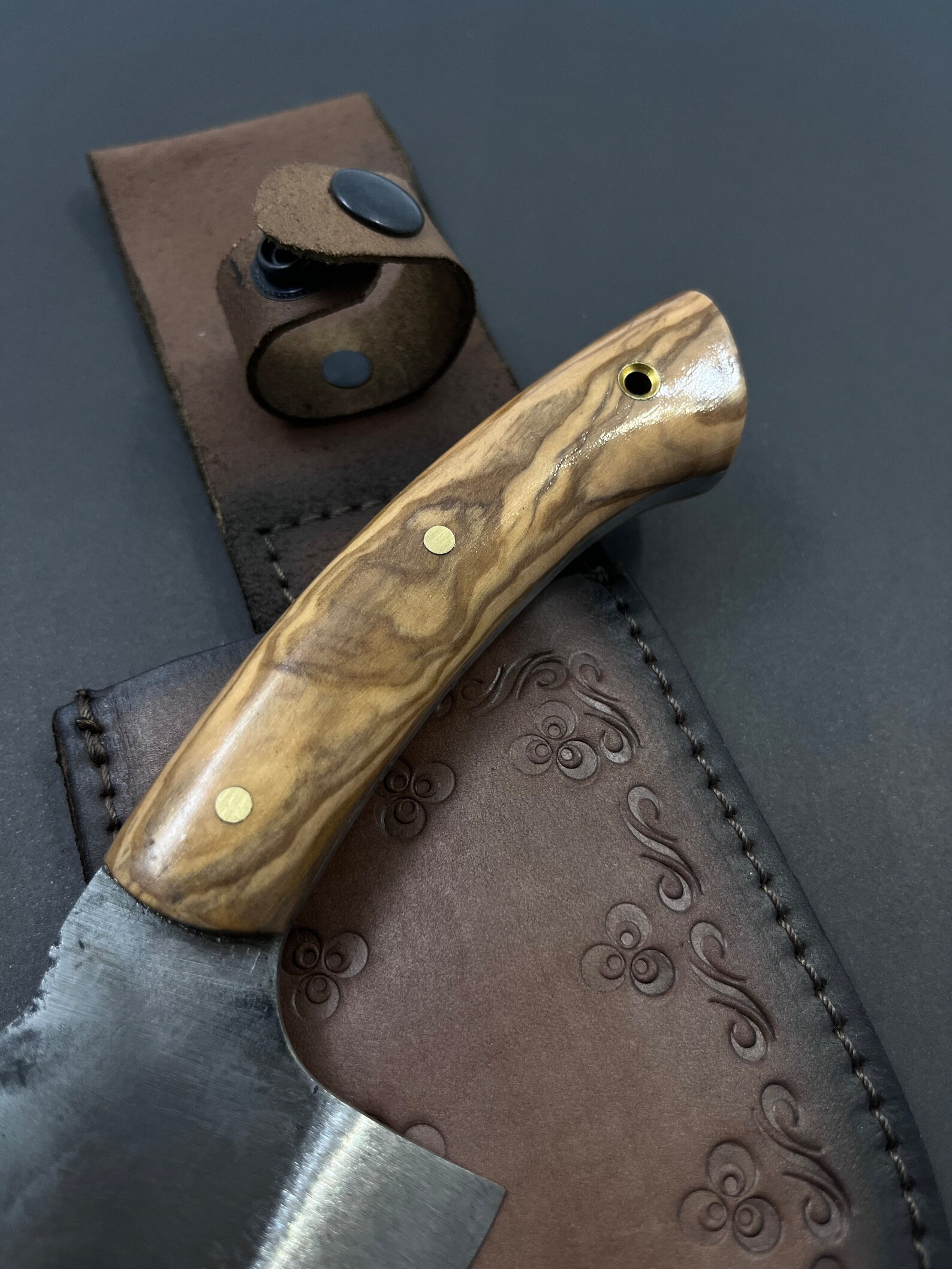 Hand Forged Almazan Hunting Knife with Sheath - 5160 Steel - Image 4