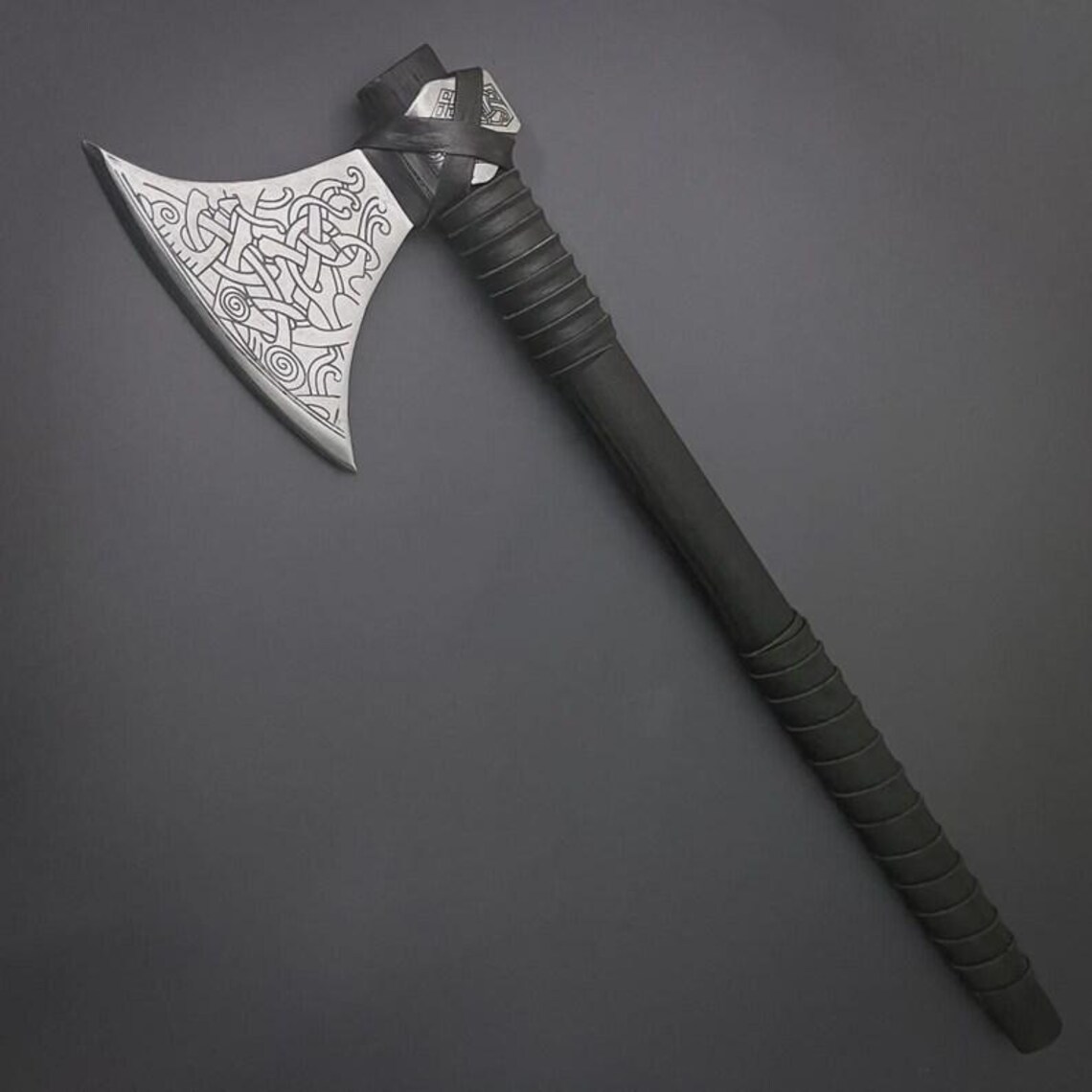 Hand-Forged Damascus Steel Viking Axe, Camping Hatchet, Leather Sheath - Image 3