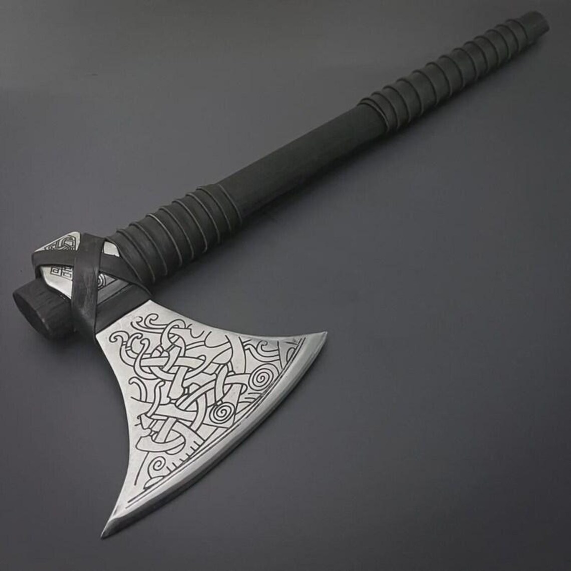 Hand-Forged Damascus Steel Viking Axe, Camping Hatchet, Leather Sheath - Image 4