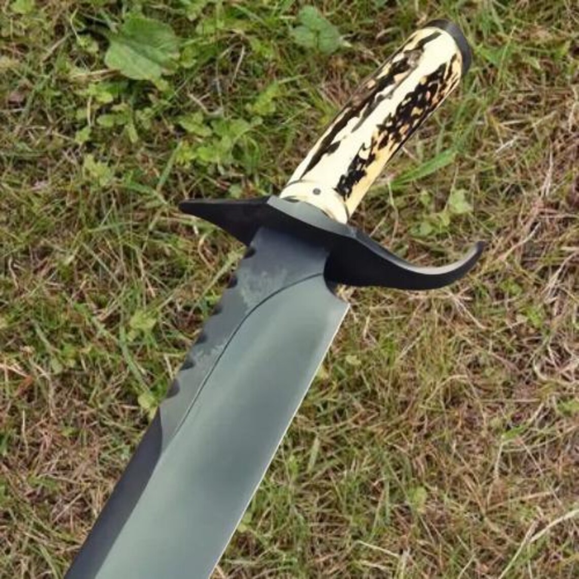 Hand forged 1095 High Carbon Steel Bowie Knife Camping Knife, Big Bowie Knife with Leather Sheath - Image 4