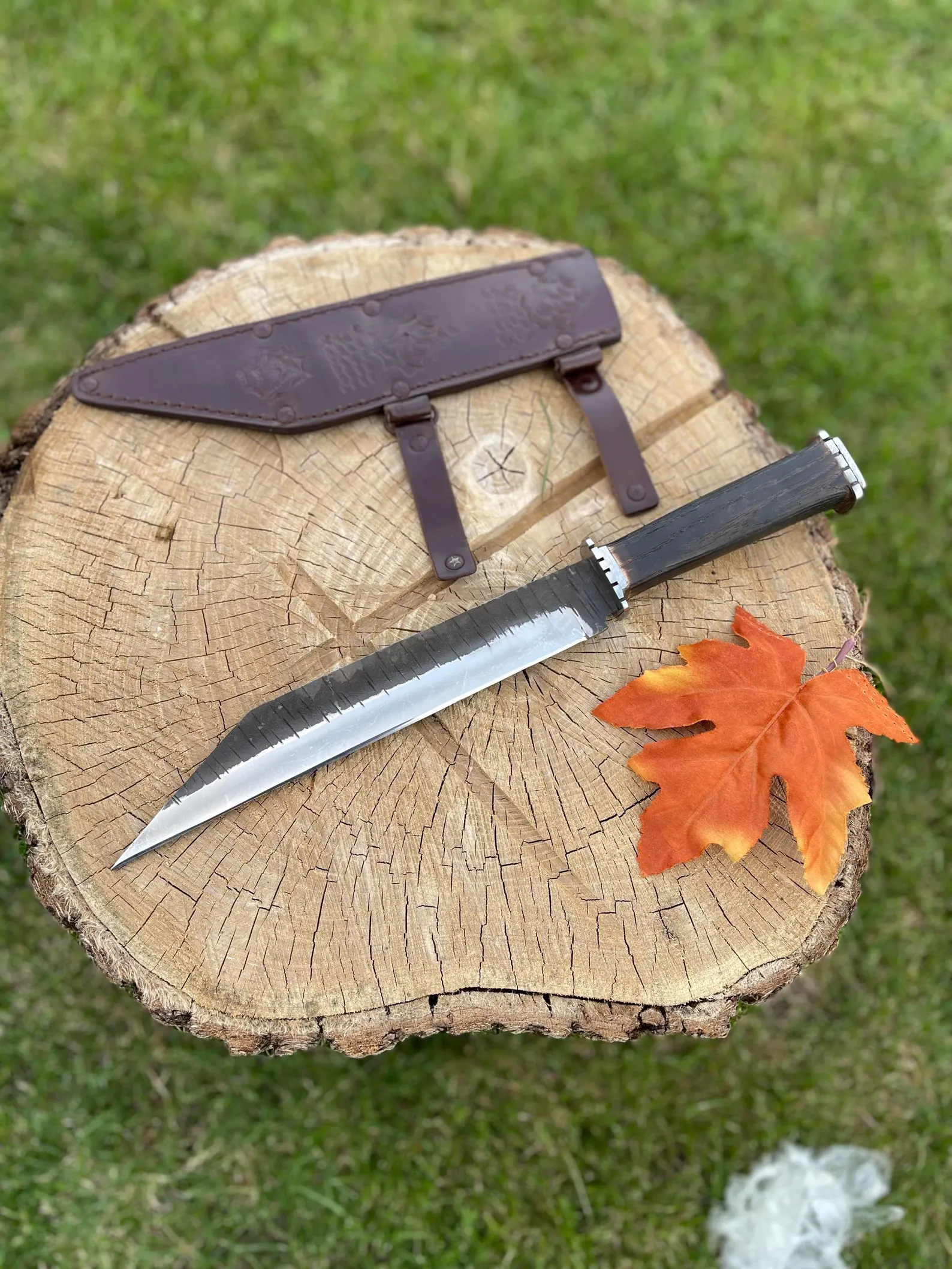 Handmade Carbon Steel Seax Knife Medieval Hunting Blade with Leather Sheath - Image 3