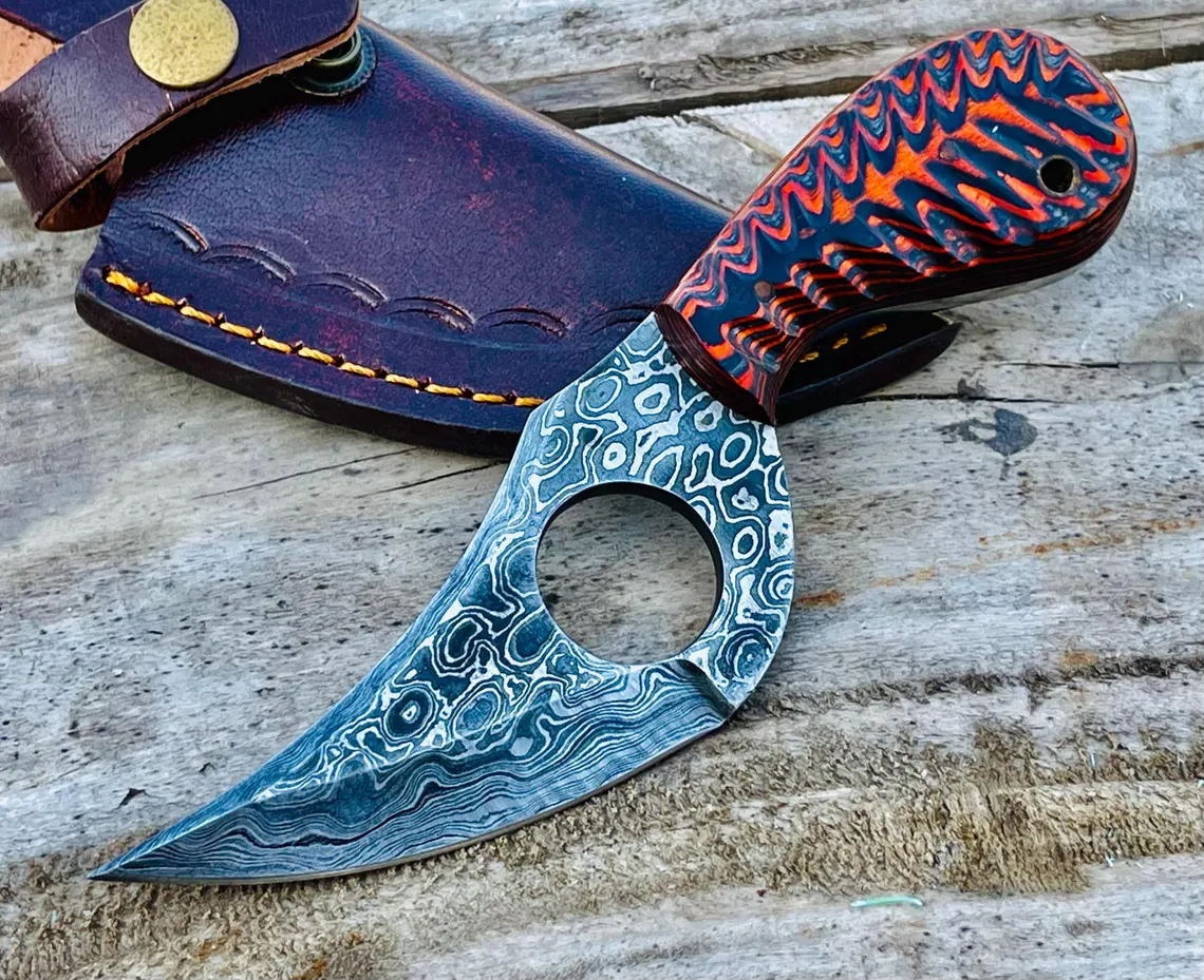 Handmade Damascus Steel Hunting Knife Forged Camping Skinning Knife New Year Gift for Him - Image 6