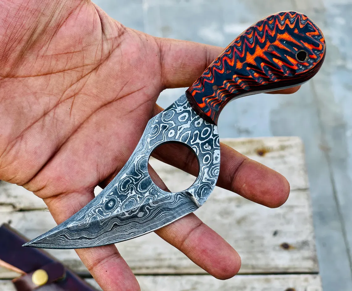 Handmade Damascus Steel Hunting Knife Forged Camping Skinning Knife New Year Gift for Him - Image 7