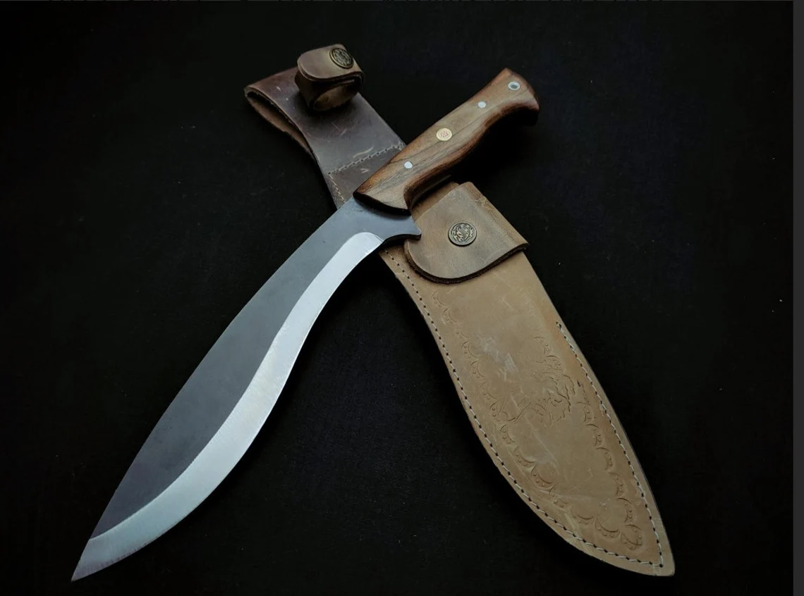 Handmade Gurkha Kukri Knife: Full Tang Blade, Walnut Grip, Custom Engraved
