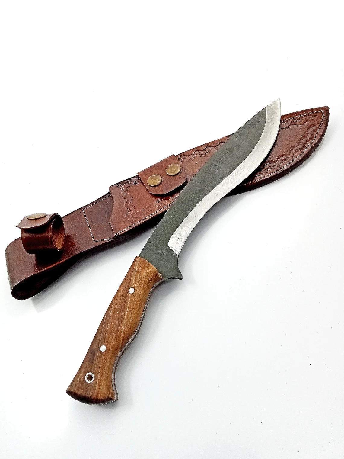 Handmade Gurkha Kukri Knife: Full Tang Blade, Walnut Grip, Custom Engraved - Image 3