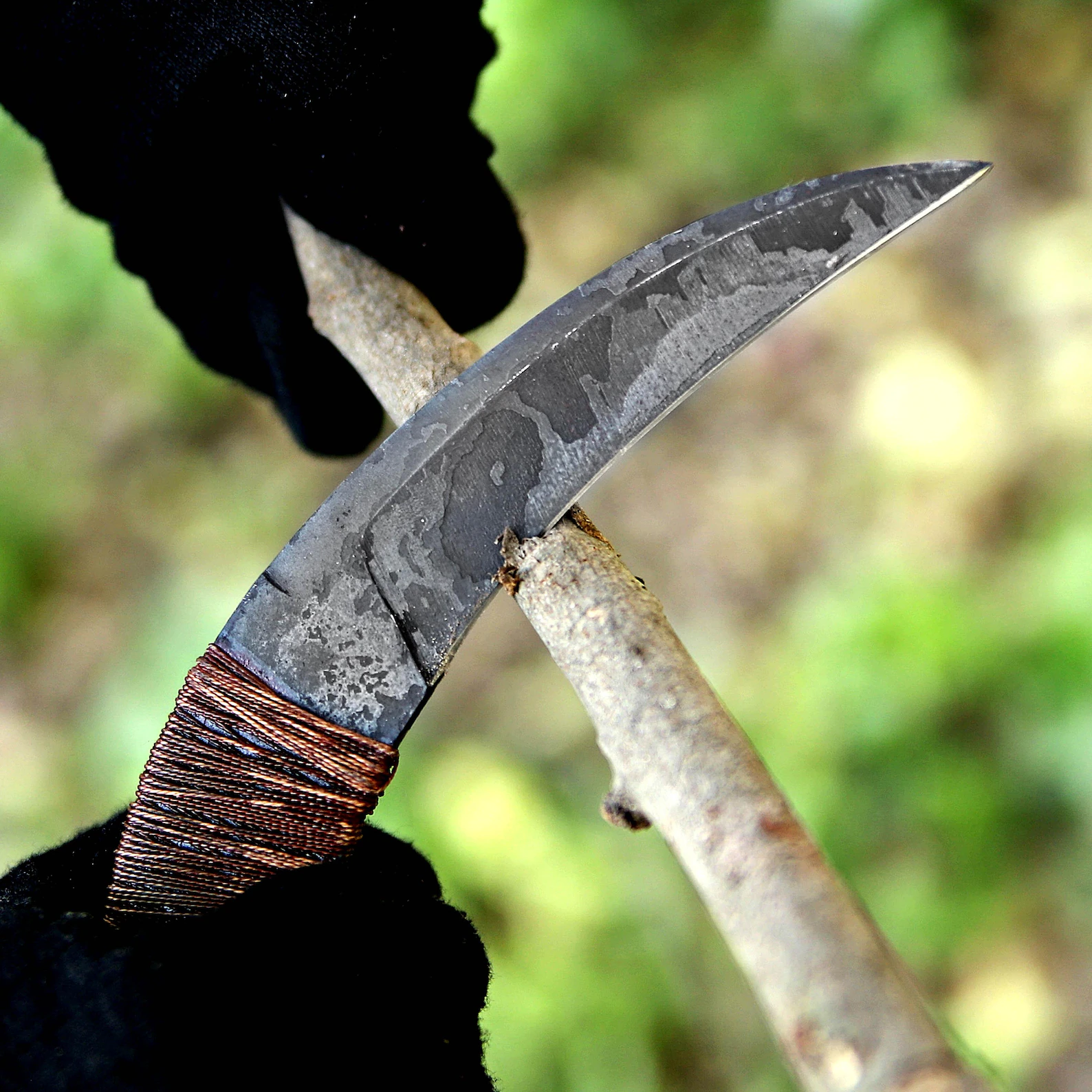 Handmade J2 Steel Karambit Knife with Italian Leather Sheath - Image 5